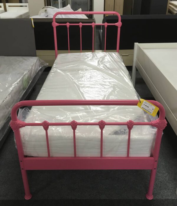 Bed ombouw roze 90x200cm (excl. bodem/matras)